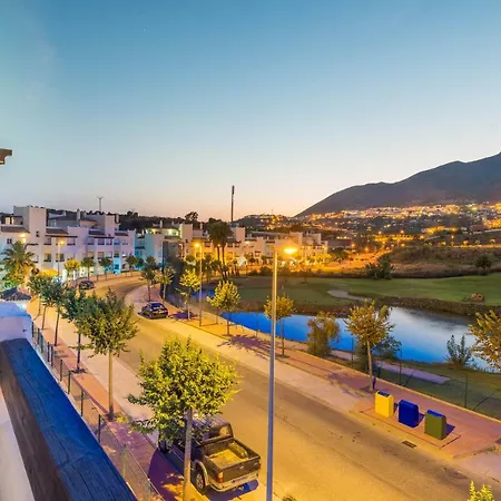 Sunny Golf Apartamento *